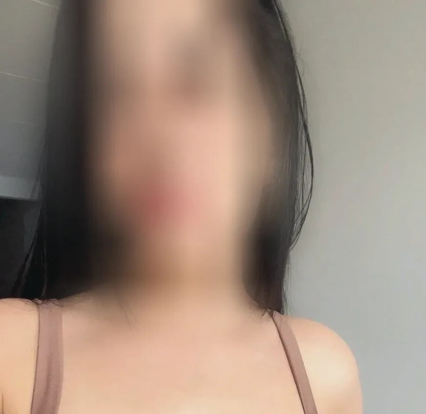 Roser, 33 años